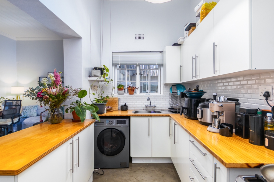 2 Bedroom Property for Sale in Woodstock Western Cape